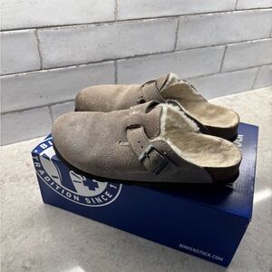 Birkenstocks Sherling clogs